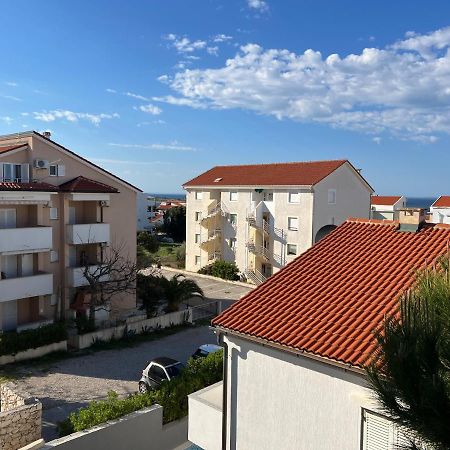 Apartment Luka Novalja Eksteriør bilde